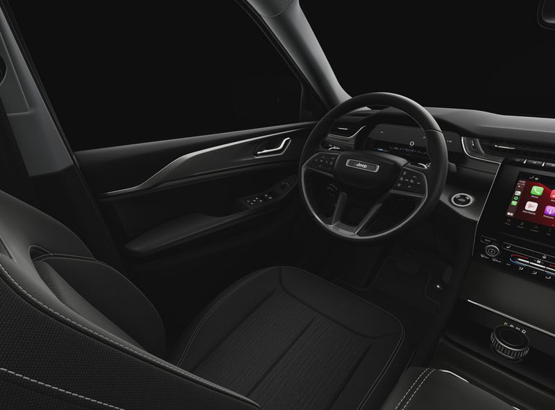 New 2025 Jeep Grand Cherokee L Laredo X 4x4Image 7