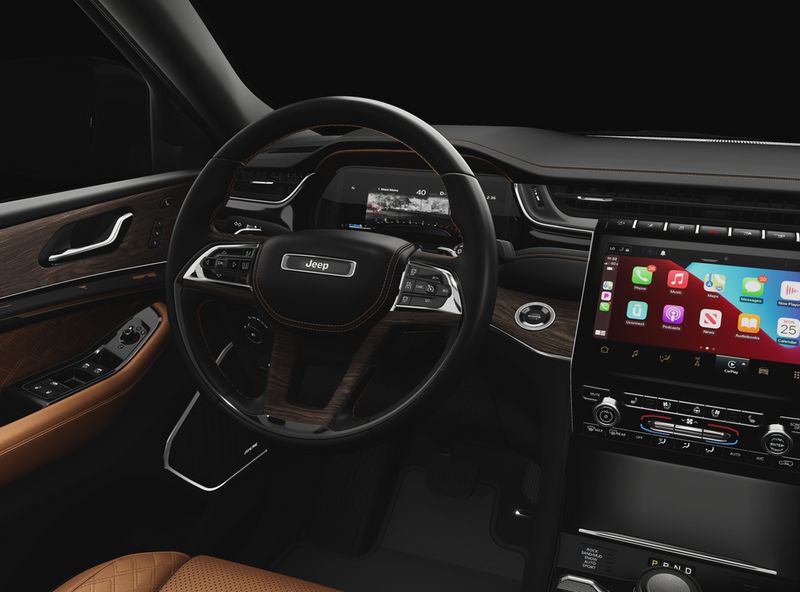 New 2025 Jeep Grand Cherokee L Summit 4x4Image 9