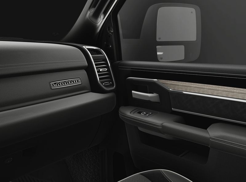 2025 RAM 2500 Laramie Crew Cab 4x4 6