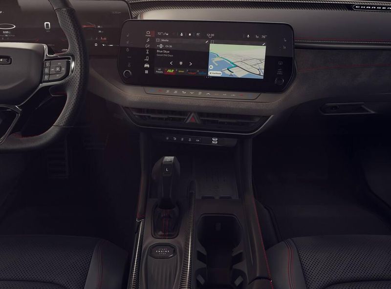 New 2026 Dodge Charger Scat Pack Plus 2-door AwdImage 5