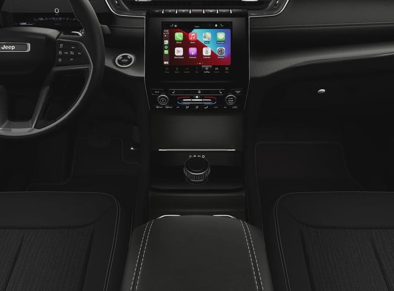 New 2025 Jeep Grand Cherokee L Laredo X 4x4Image 3