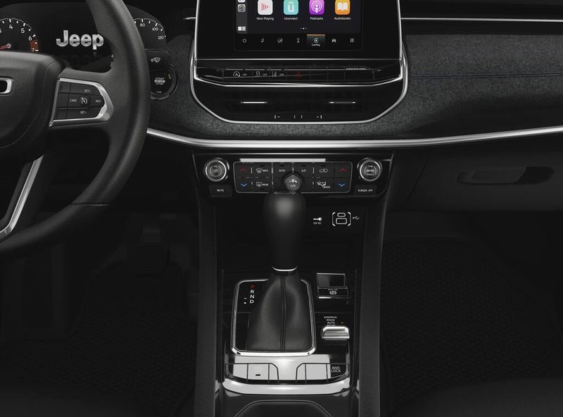 2025 Jeep Compass Latitude 4x4Image 5