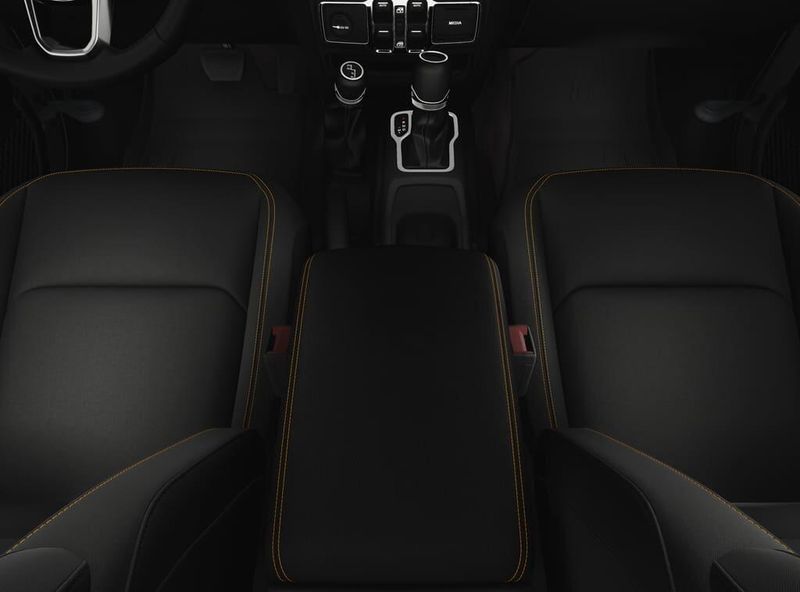 New 2025 Jeep Wrangler 4-door SaharaImage 4