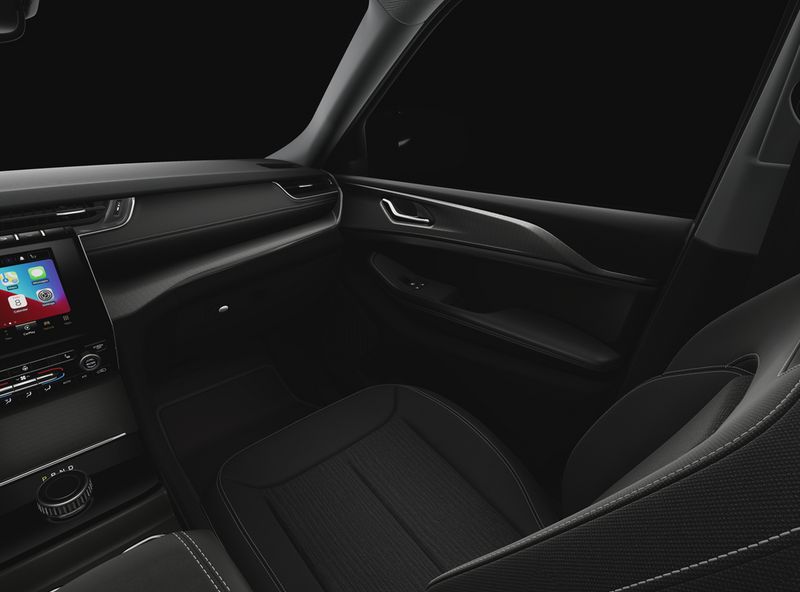 New 2025 Jeep Grand Cherokee L Laredo X 4x4Image 5