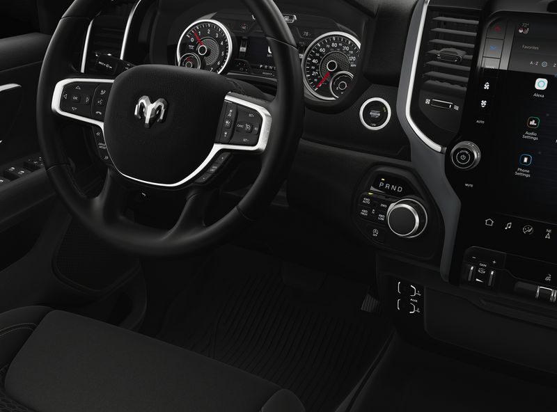 2025 RAM 1500 Big Horn Crew Cab 4x4 5