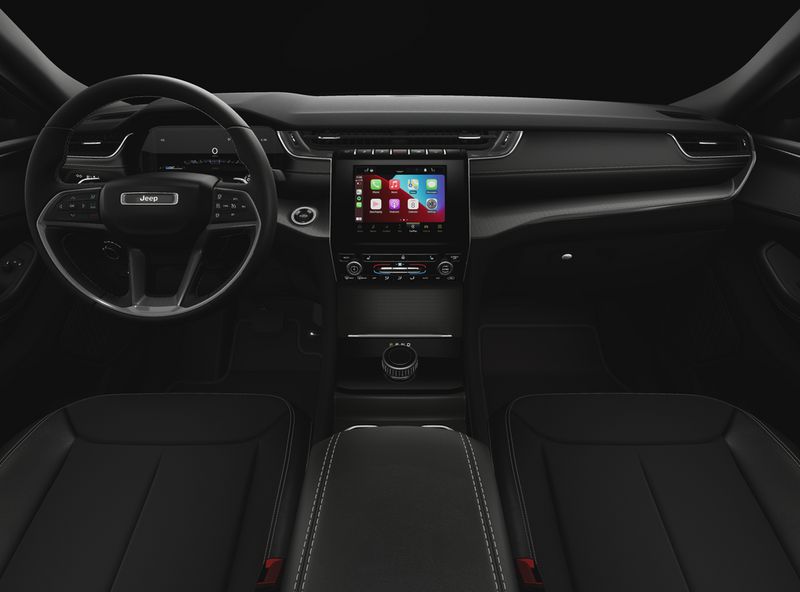 New 2025 Jeep Grand Cherokee Altitude X 4x4Image 6