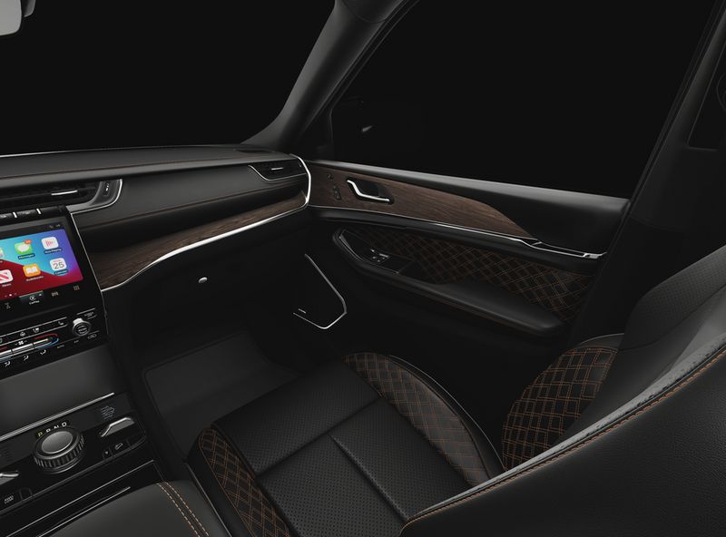 New 2025 Jeep Grand Cherokee Summit 4x4Image 7