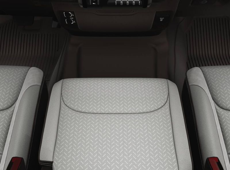 2025 RAM 1500 Laramie Crew Cab 4x4 5