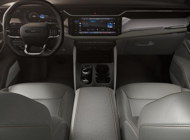 New 2026 Jeep Cherokee Limited 4x4Image 5