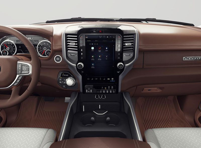 New 2027 RAM 1500 Laramie Crew Cab 4x4 5