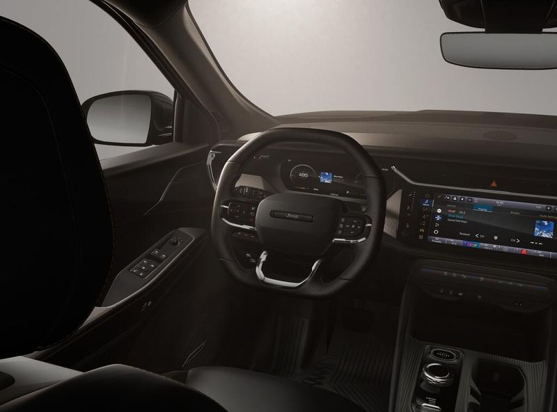 New 2026 Jeep Cherokee Limited Altitude 4x4Image 9