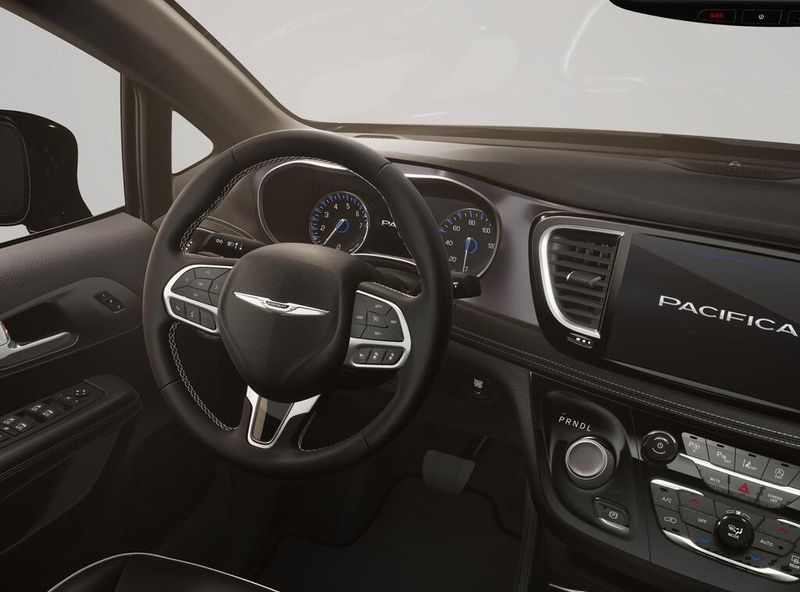 New 2026 Chrysler Pacifica LimitedImage 9