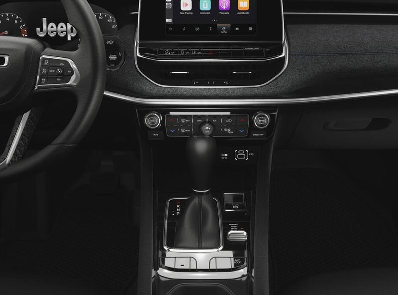 2025 Jeep Compass Latitude 4x4Image 5
