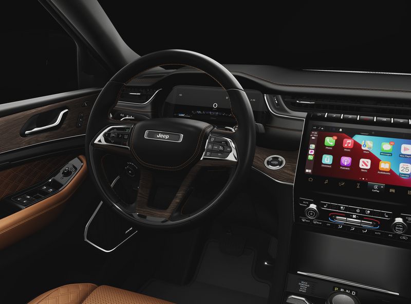 New 2025 Jeep Grand Cherokee Summit 4x4Image 9