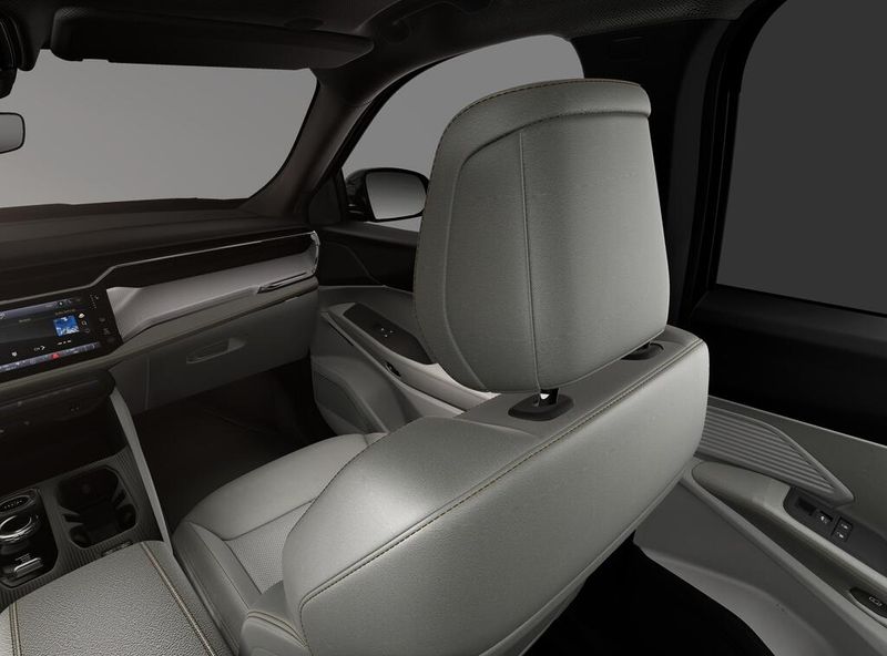 New 2026 Jeep Cherokee Limited 4x4Image 7