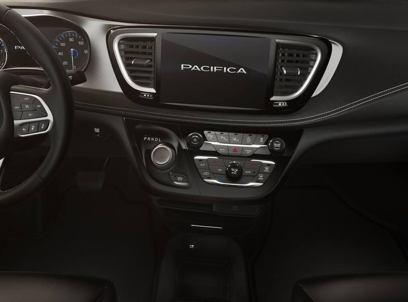 New 2026 Chrysler Pacifica SelectImage 5