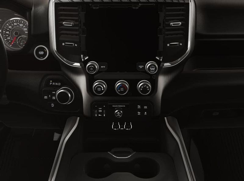 New 2026 RAM 1500 Express Crew Cab 4x4 5