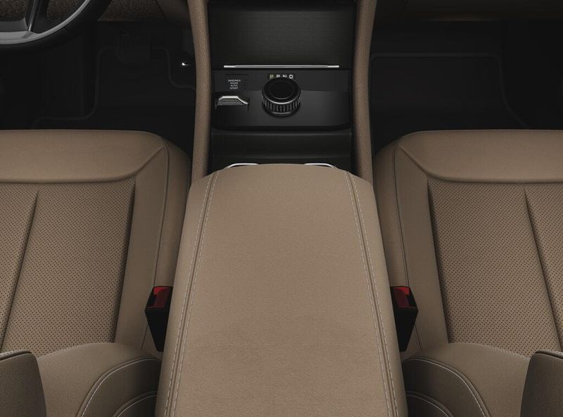 2025 Jeep Grand Cherokee L Limited 4x4Image 4