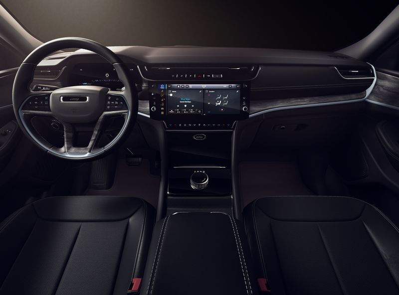 New 2026 Jeep Grand Cherokee Laredo Altitude 4x4Image 6