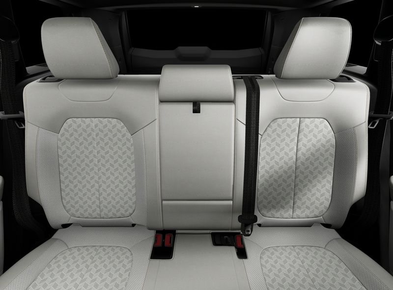 New 2026 Jeep Cherokee Overland 4x4Image 3