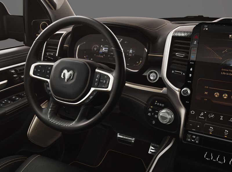 New 2026 RAM 1500 Tungsten Crew Cab 4x4Image 9