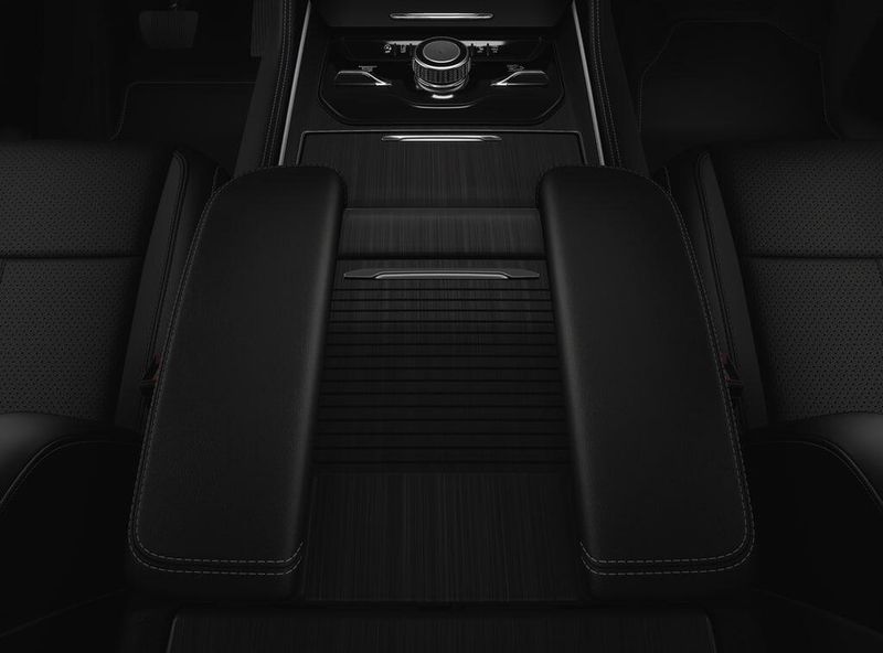 2025 Jeep Wagoneer Carbide 4x4Image 4