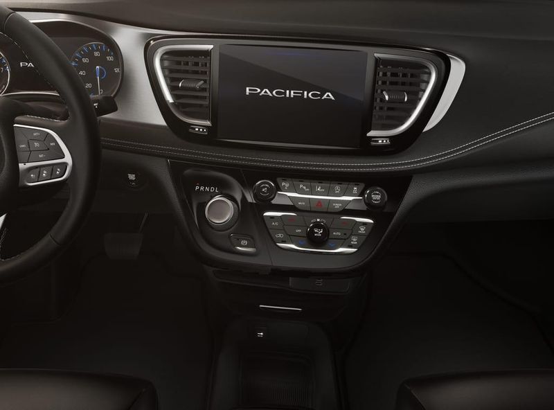 New 2026 Chrysler Pacifica SelectImage 5