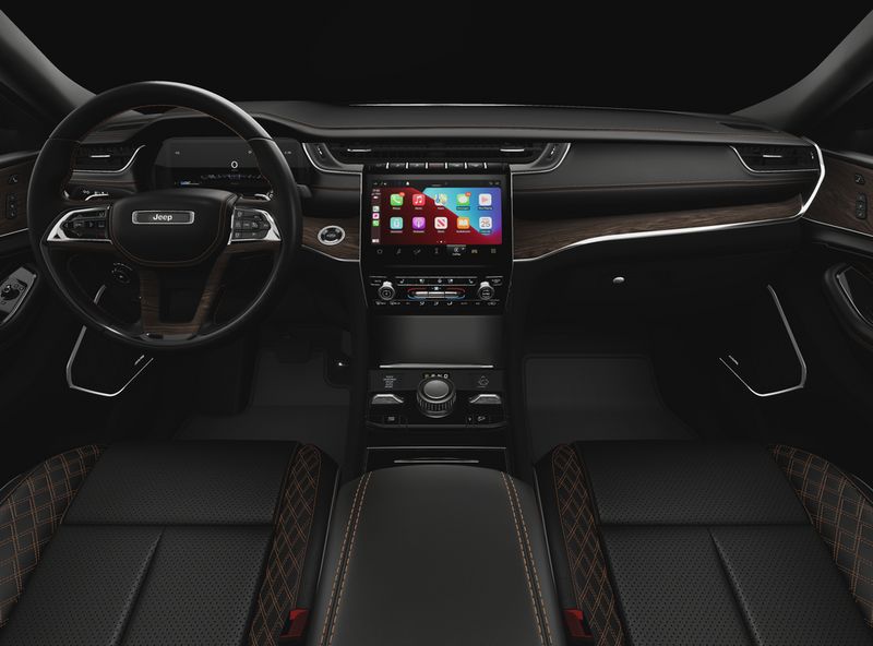 New 2025 Jeep Grand Cherokee Summit 4x4Image 6