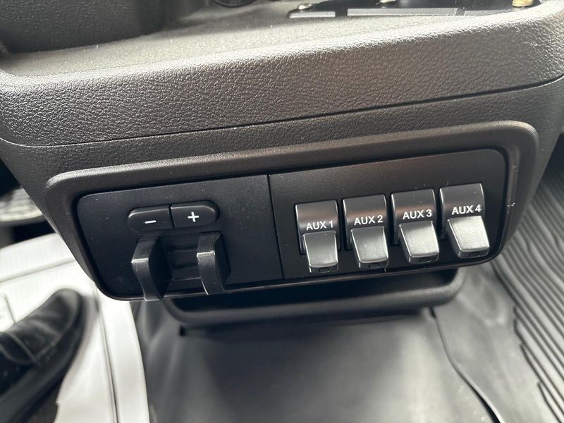 Used 2019 Ford Transit-350 XLImage 19