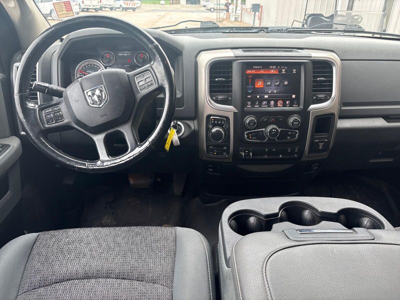Used 2014 RAM 1500 Big HornImage 5
