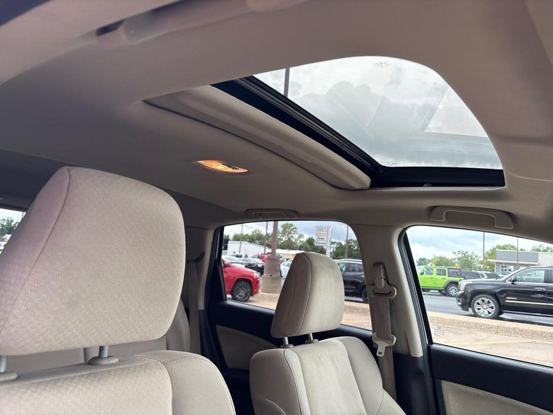 2015 Honda CR-V EXImage 8