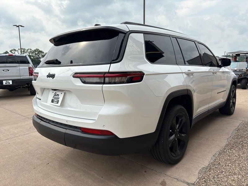 2021 Jeep Grand Cherokee L AltitudeImage 10