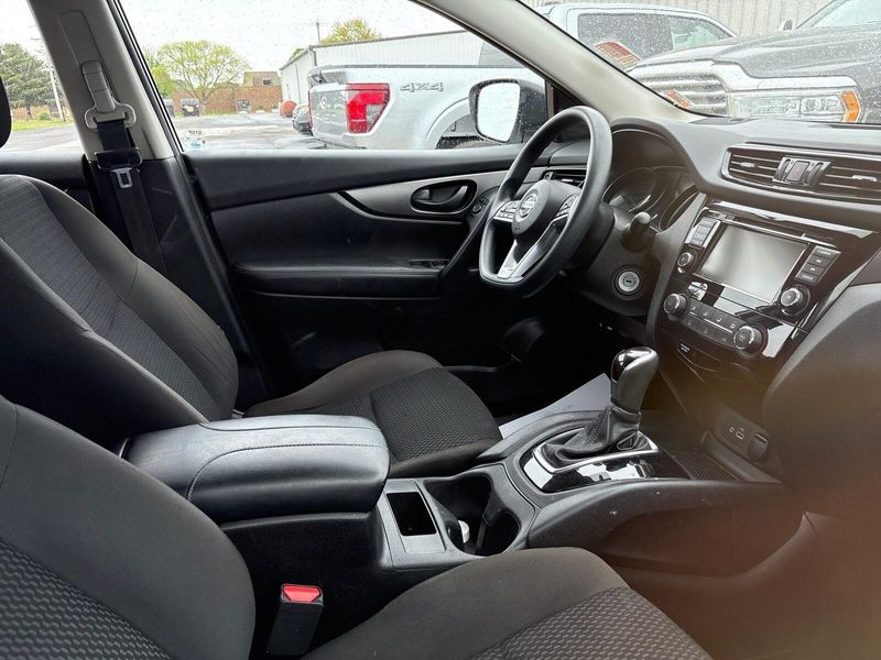 2021 Nissan Rogue Sport SImage 7