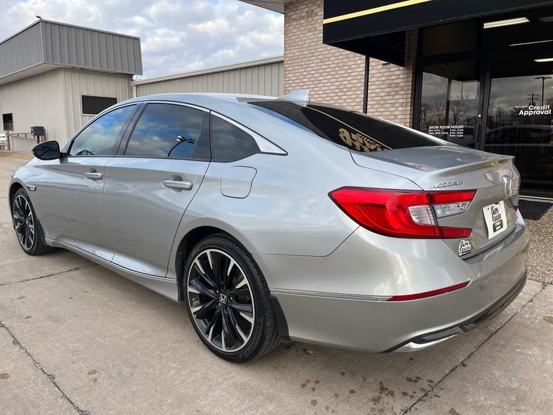 2019 Honda Accord Hybrid EX-LImage 12