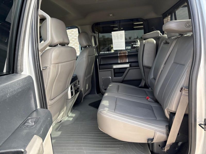 Used 2019 Ford F-150 LariatImage 4