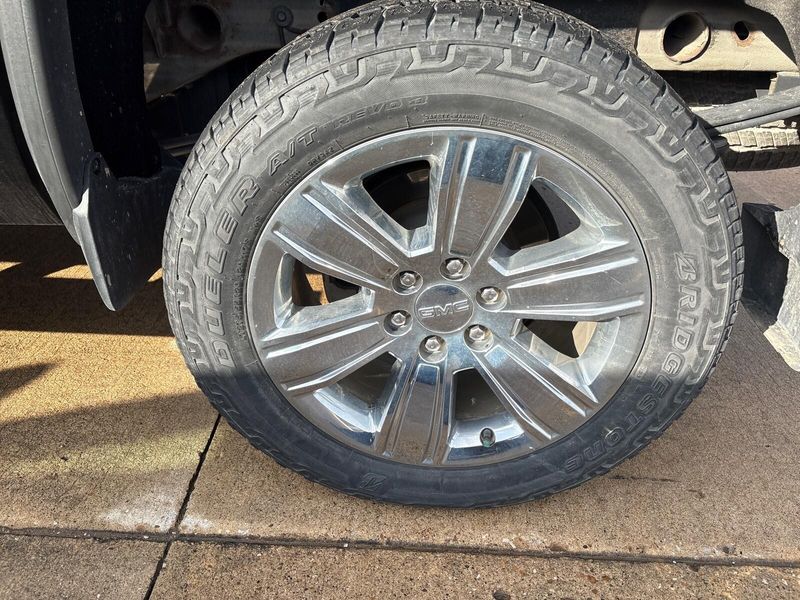 Used 2017 GMC Sierra 1500 SLTImage 8