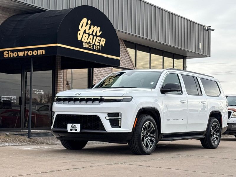 2026 Jeep Grand Grand Wagoneer Wagoneer L 4x4Image 1