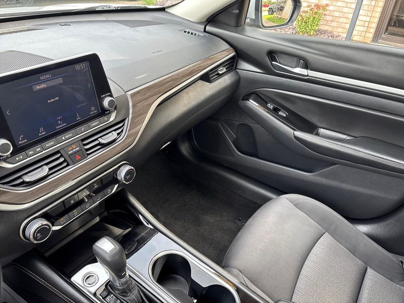 Used 2023 Nissan Altima 2.5 SVImage 19