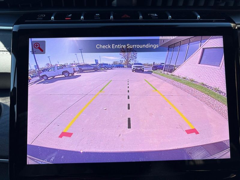 New 2025 Jeep Grand Cherokee L Limited 4x4Image 21