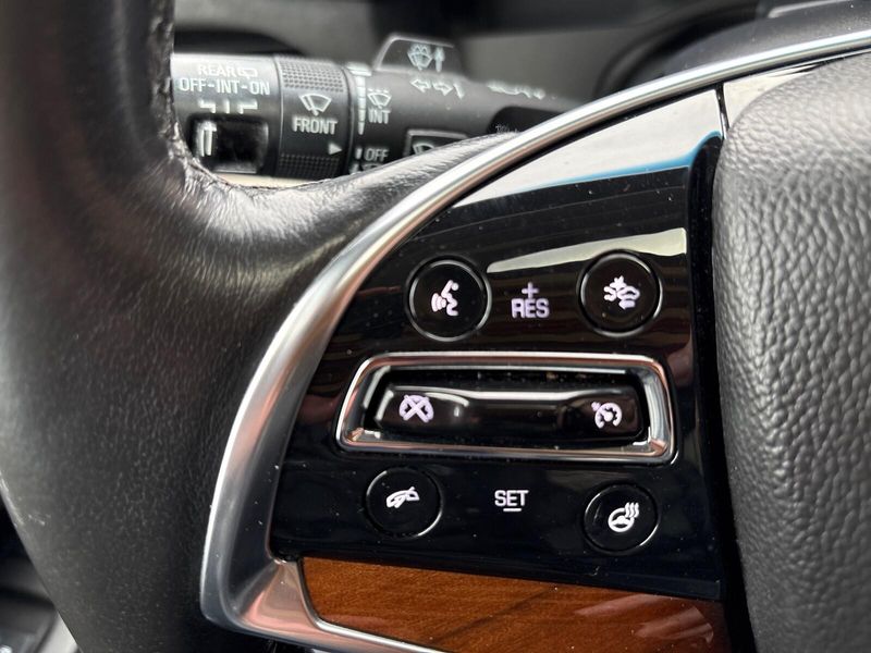 Used 2016 Cadillac Escalade Luxury CollectionImage 18