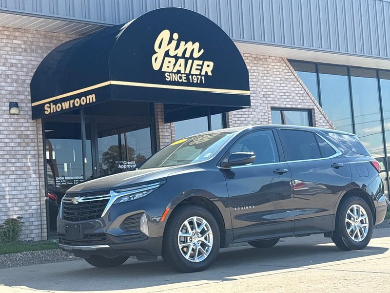 Used 2022 Chevrolet Equinox LTImage 1