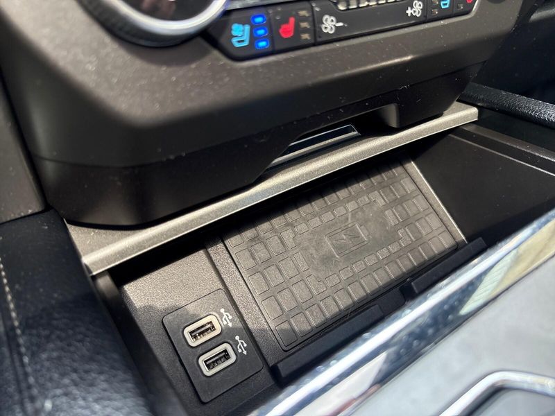 Used 2019 Ford Expedition XLTImage 22
