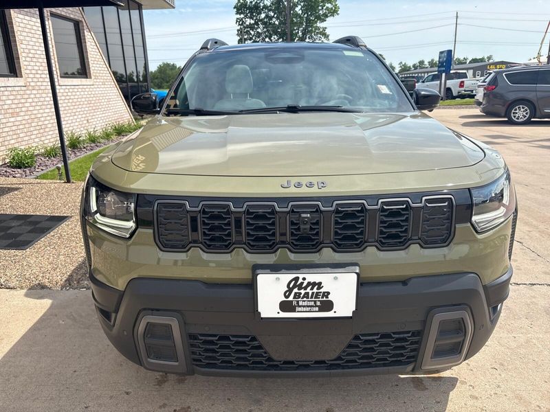 New 2026 Jeep Cherokee Overland 4x4Image 7