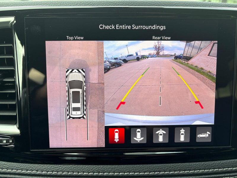 New 2026 Chrysler Pacifica SelectImage 18