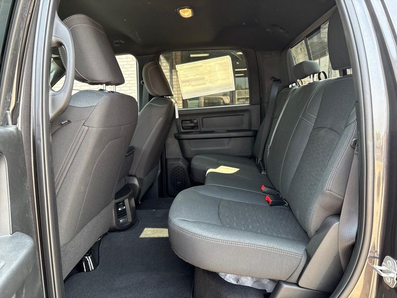 2025 RAM 3500 Tradesman Crew Cab 4x4 6