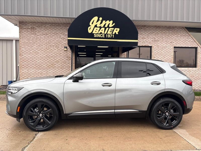 Used 2023 Buick Envision PreferredImage 2