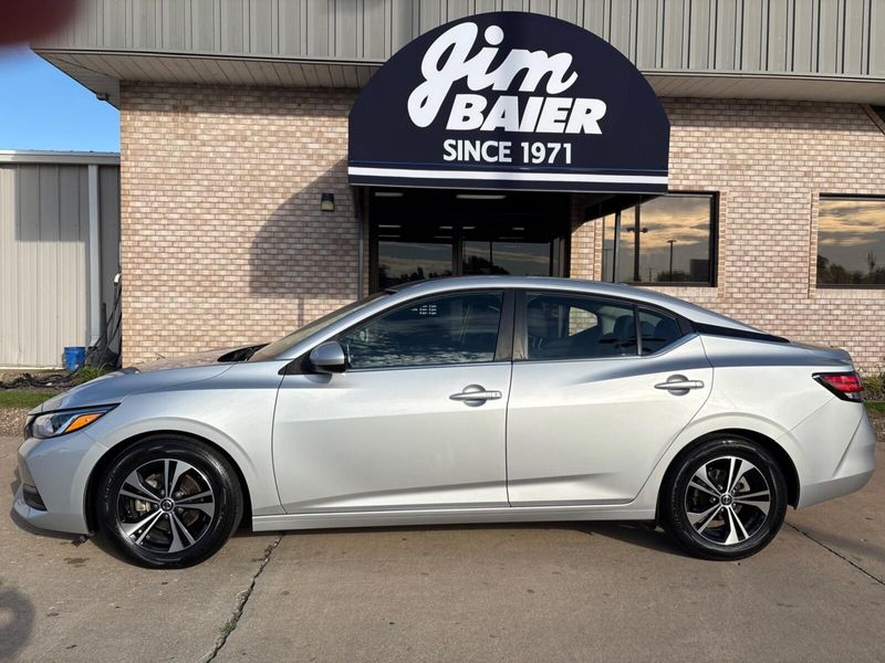 Used 2022 Nissan Sentra SVImage 2