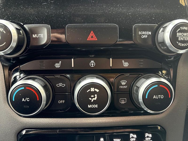 2022 RAM 1500 Big HornImage 21