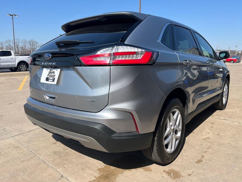 2024 Ford Edge SELImage 8