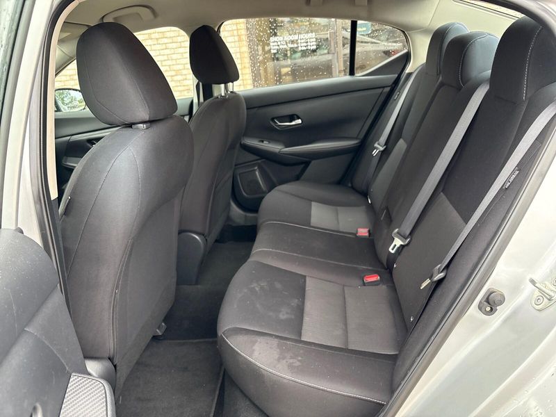 Used 2022 Nissan Sentra SVImage 4